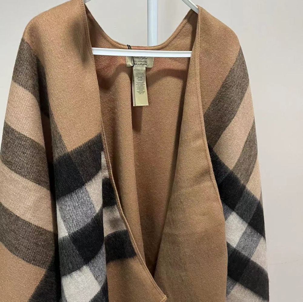 BURBERRY LONDON Cape/Shawl - 100% Cashmere - RELISTED (already authenticated!)